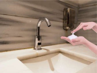 why frequent hand washing can lead to dryness